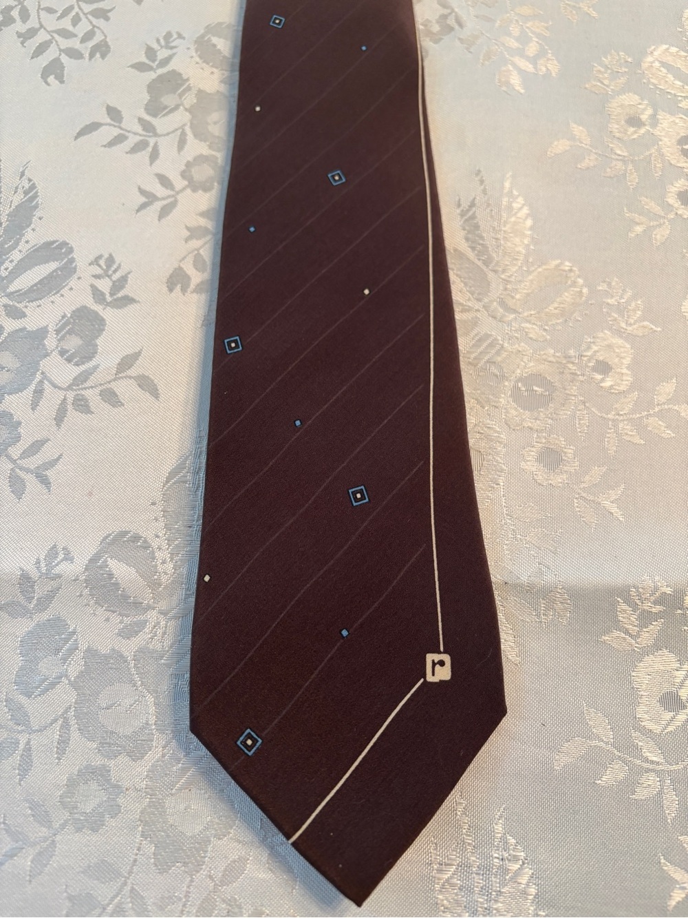 Paco Rabanne Men's Designer Tie Hand Made In Italy Silk Skinny Tie 57" x 3"
